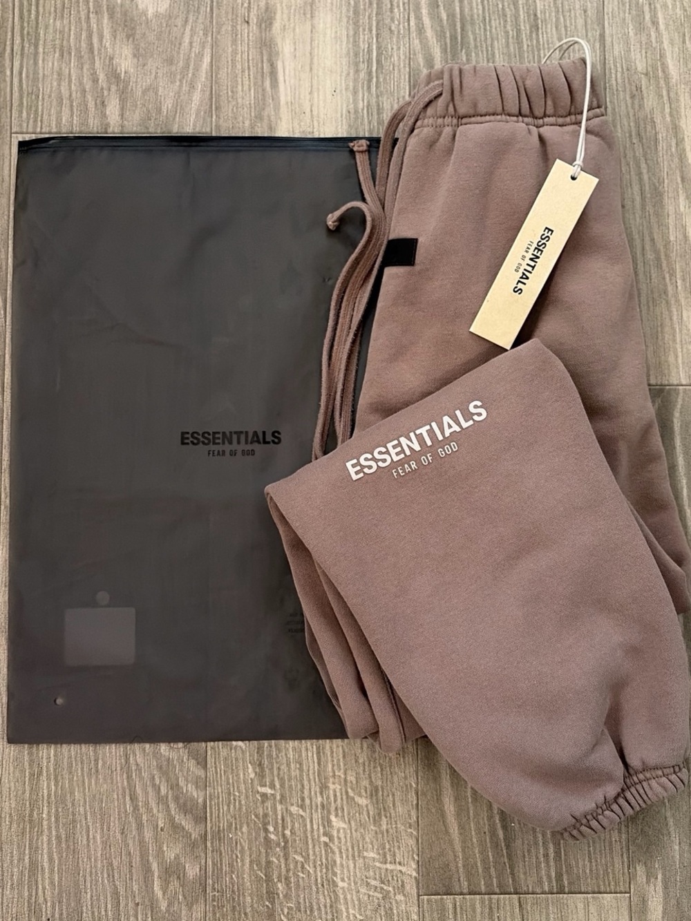 ESSENTIALS Men’s Brown Sweatpants Joggers